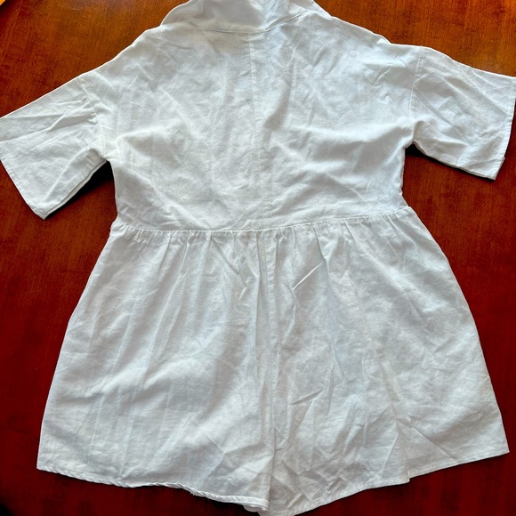 Vestique white Romper with Pockets - Picture 6 of 11